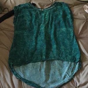 Green hi low shirt